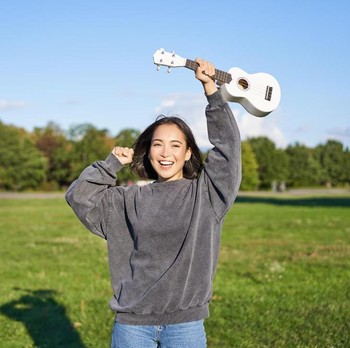 Dijuluki Kupu-kupu Sosial, Ini 5 Kepribadian Paling Mengesankan dari Seorang Ekstrovert 