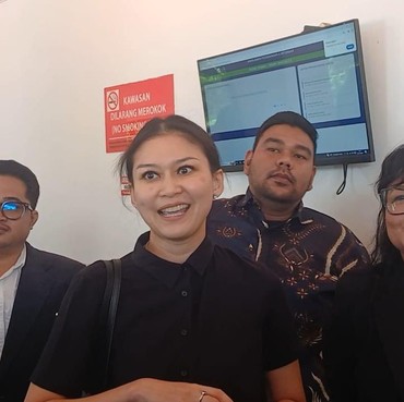 Absen di Sidang Cerai, Marissa Anita Mantap Berpisah dari Andrew Trigg