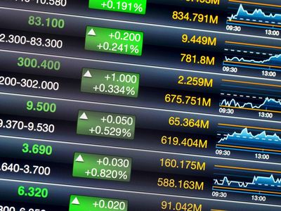 IHSG Dalam Tekanan, Analis Rekomendasi Lima Saham Ini