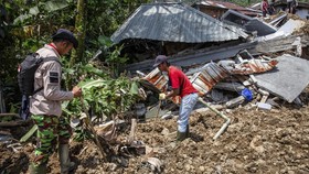 500 Personil SAR Dikerahkan Cari 18 Korban Hilang Longsor Banjarnegara