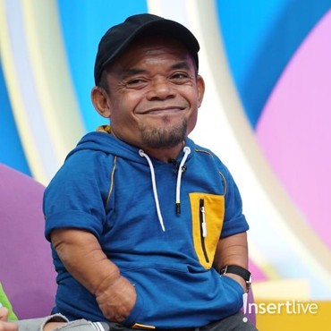 Ayah Goals! 7 Potret Kedekatan Ucok Baba dengan Sang Putra yang Tak Berjarak