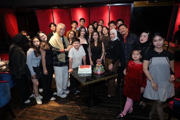 Ulang Tahun Leya Anak Ferry Maryadi