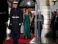 Gaya Melania Trump Sambut Pangeran Mahkota Arab Jadi Kontroversi karena Ini