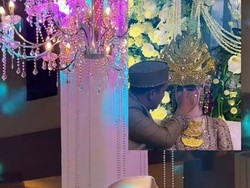 Momen Haru Viral! Ayah Nyanyi Lihat Kebunku, Pengantin Wanita Menangis
