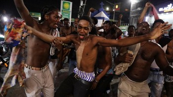 FOTO: Pesta Haiti Lolos ke Piala Dunia di Tengah Krisis dan Kemiskinan