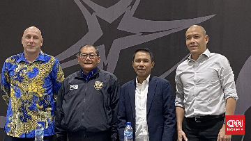 Berita Panas dari Dunia Sport CNN : Sumardji Beber Rencana PSSI Wawancara 5 Calon Pelatih Timnas
