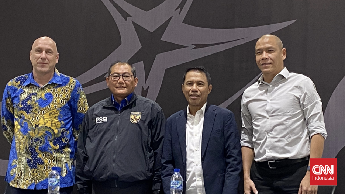 Sumardji Beber Rencana PSSI Wawancara 5 Calon Pelatih Timnas