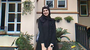 Kabar Terkini Artis dari InsertLive : Ini 7 Potret Helwa Bachmid yang Ngaku Jadi Istri Ketiga dan Ditelantarkan Habib Bahar 