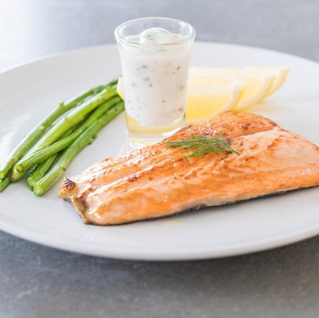 Sering Makan Salmon? Ini Dampaknya terhadap Gula Darah