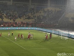 Tutup Babak Pertama, Persik Kediri Ungguli Persija Jakarta 1-0