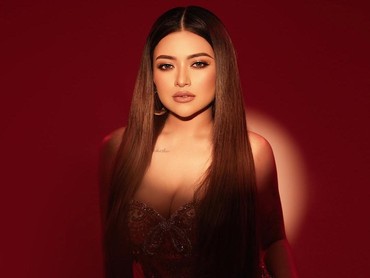 Terpopuler: Perselingkuhan di Balik 'Nussa Rara' vs Nathalie Holscher soal Hijab