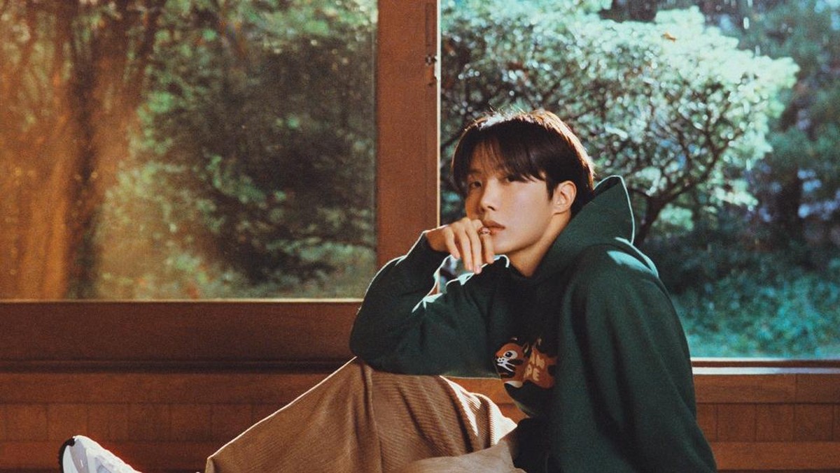 BTS J-HOPE HUMAN HOPE RUG 新品未開封品 - メルカリ BTS J-HOPE HUMAN