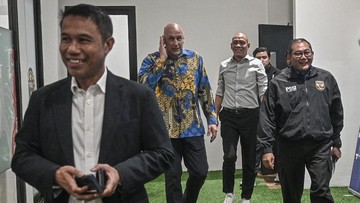 Liputan Olahraga CNN Sport : FOTO: PSSI Tunjuk Nova Arianto Latih Timnas Indonesia U-20