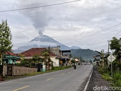 Pemkab Lumajang Keluarkan Status Tanggap Darurat Semeru Erupsi 7 Hari
