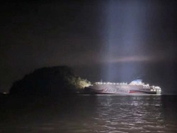 Video: Kapal Ferry Pulau Jeju-Mokpo Kandas, 219 Orang Dievakuasi