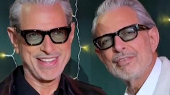 Jeff Goldblum Girang Jumpa 'Kembaran' di New York