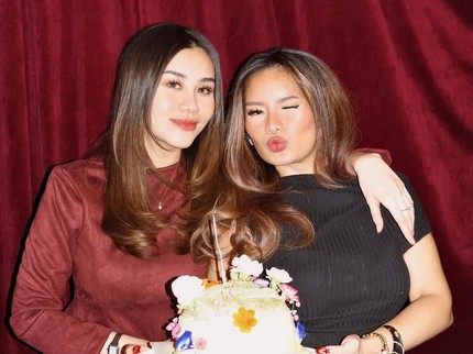 5 Potret Zahwa Massaid yang Baru Ultah Ke-25, Dapat Ucapan Manis dari Aaliyah
