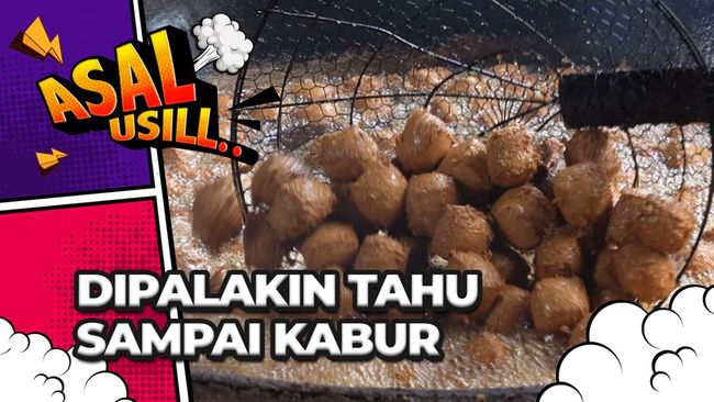 Emosi Ngadepin Ibu-ibu Pas Bantuin Jualan Tahu Sumedang