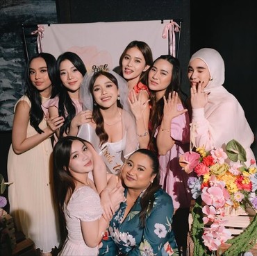5 Potret Momen Bridal Shower Brisia Jodie Jelang Pernikahan dengan Jonathan Alden