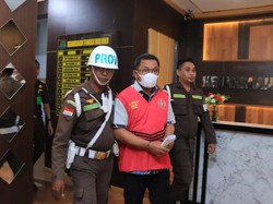 Eks Bupati Tanimbar Tersangka 2 Kasus Korupsi: Penyertaan Modal-SPPD Fiktif