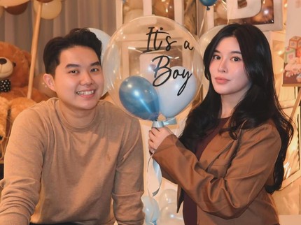 Potret Gender Reveal Kehamilan Konten Evelyn dan Juan, Sederhana tapi Bermakna