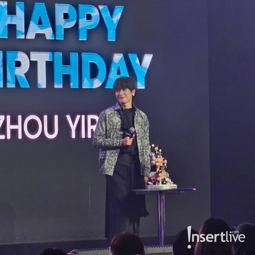 Gelar Fanmeeting di Indonesia, Zhou Yiran Coba Makanan Indonesia-Challenge TikTok