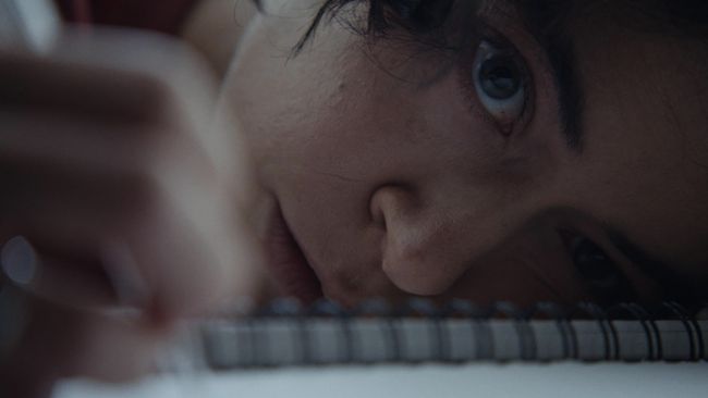 Keeper merupakan film horor terbaru garapan sutradara Osgood Perkins setelah Longlegs (2024) dan The Monkey (2025).