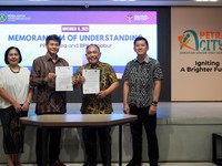 BPK PENABUR Bandung & PPPK Petra Teken MoU Perkuat Kolaborasi dan Mutu Pendidikan