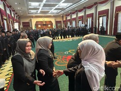 Rotasi Besar, 580 Pejabat Eselon III-IV Dilantik Gubernur Khofifah