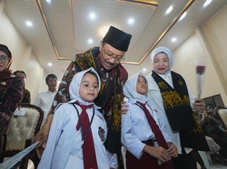 Kunjungi Sekolah Rakyat Malang, Gus Ipul Beri Motivasi ke Siswa-Orang Tua