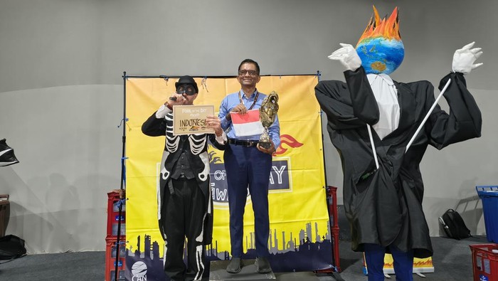 Indonesia Dapat Penghargaan Satir 