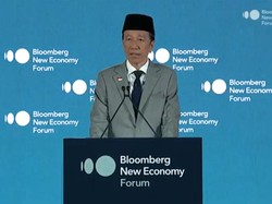 Jokowi Banggakan QRIS di Bloomberg New Economy Forum