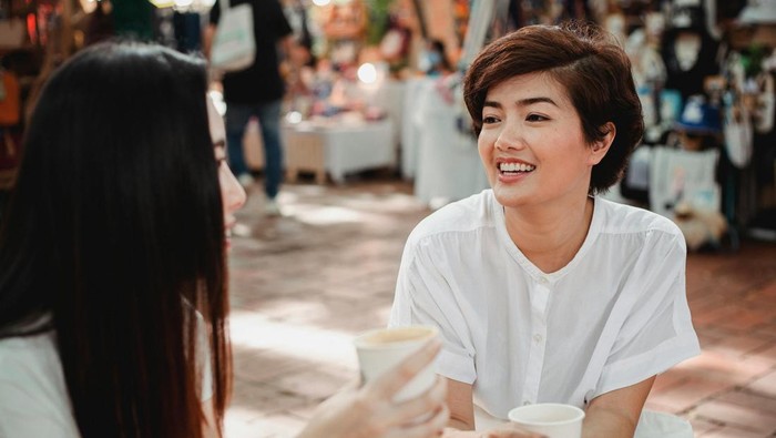 5 Kalimat yang Sering Diucapkan Introvert saat Sudah Lelah Bersosialisasi