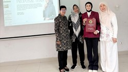Mulan Jameela Lulus Seminar Tesis, Dapat Kejutan Manis dari Ahmad Dhani
