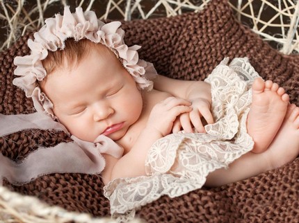 360 Nama Bayi Perempuan Bermakna Harapan dari A-Z