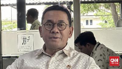 Menteri Perdagangan (Mendag) Budi Santoso memastikan impor pakaian bekas alias thrifting tetap masuk kategori barang terlarang dan tidak dapat dilegalkan, sekalipun para pedagang menyatakan kesediaan 