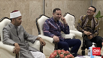 Update Eksklusif Olahraga CNN : Kapadze Disebut Kagumi 2 Presiden Indonesia: Prabowo dan Soekarno