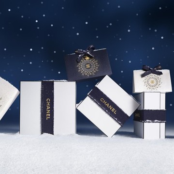 Rekomendasi Kado Akhir Tahun untuk Orang Terkasih Bernuansa Kosmik dan Keindahan Malam