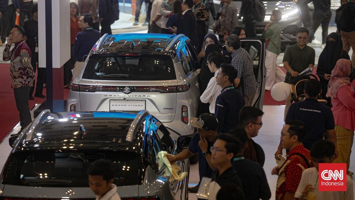 10 Merek Mobil Terlaris November 2025