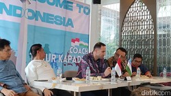Timur Kapadze Akui Sudah Dihubungi PSSI