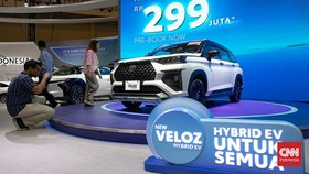 FOTO: Toyota Veloz Hybrid Dijual di Bawah Rp300 Juta