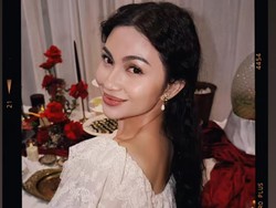 Ada Kebun Herbs, Intip 7 Potret Dapur Rumah Ariel Tatum yang Estetik Bertabur Bunga