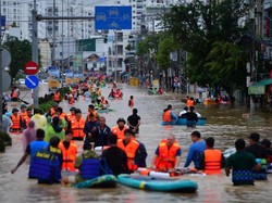 Banjir Besar Vietnam Tewaskan 55 Orang, Belasan Lainnya Hilang