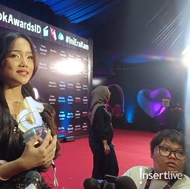 Sabet Penghargaan, Fuji Ungkap Nyaman Ngonten gegara Cuan Mengalir Deras