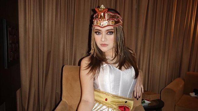 Nathalie Holscher Ungkap Luka yang Masih Tersisa Usai Bercerai dari Sule