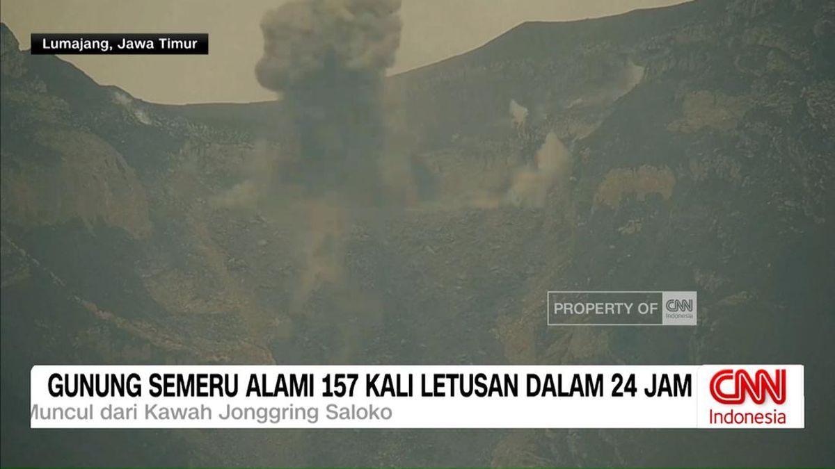 VIDEO: Gunung Semeru Alami 157 Kali Letusan Dalam 24 Jam