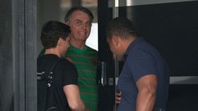 Rusak Gelang Tahanan Rumah, Bolsonaro Kembali Dijebloskan ke Penjara