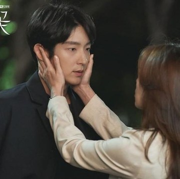 Suka Dear X? Ini 6 Drakor Tentang Sosiopat yang Tak Kalah Menegangkan