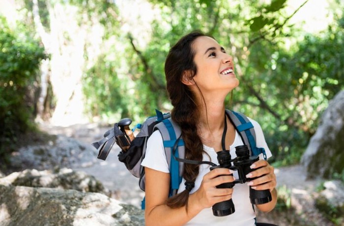 Sagittarius dikenal sebagai zodiak paling bebas dan sulit dibatasi. Mereka selalu mengejar pengalaman baru yang membuat hidup terasa lebih hidup./ Foto: freepik.com