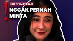 Video: Sentuhan Bordir Bunga Warnai Gaya Uut Permatasari